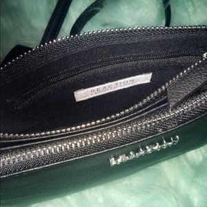 Kenneth Cole cross body purse